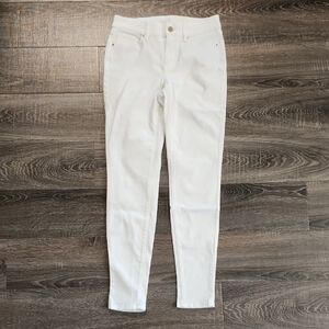 White House Black Market "The Skinny" Jeans